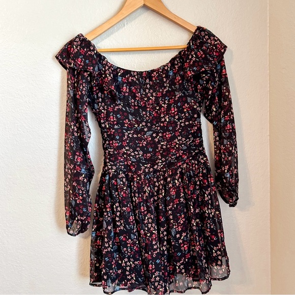 Urban Outfitters Elaine Floral Off-The-Shoulder Feminine Mini Dress, Size 0 - Picture 8 of 12